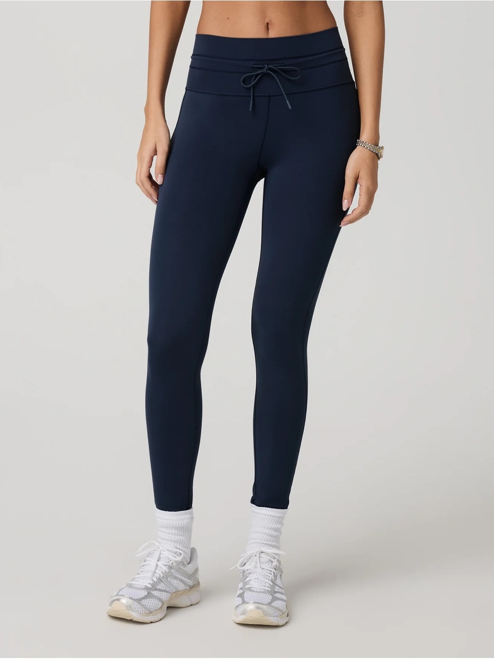 Vuori Daily Form Legging Navy Sz M NWT
